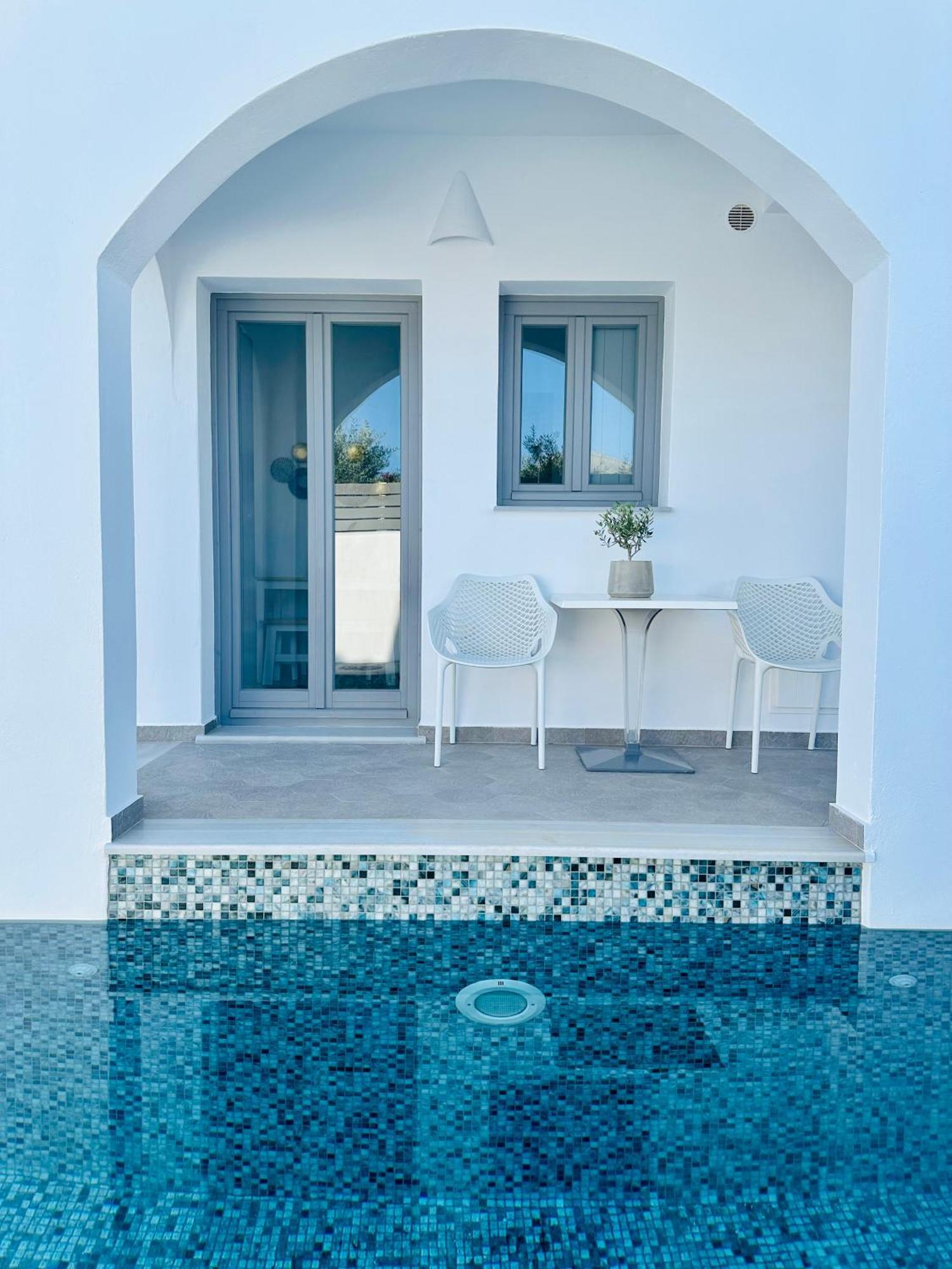 White Harmony Suites Megalochori  Exteriör bild